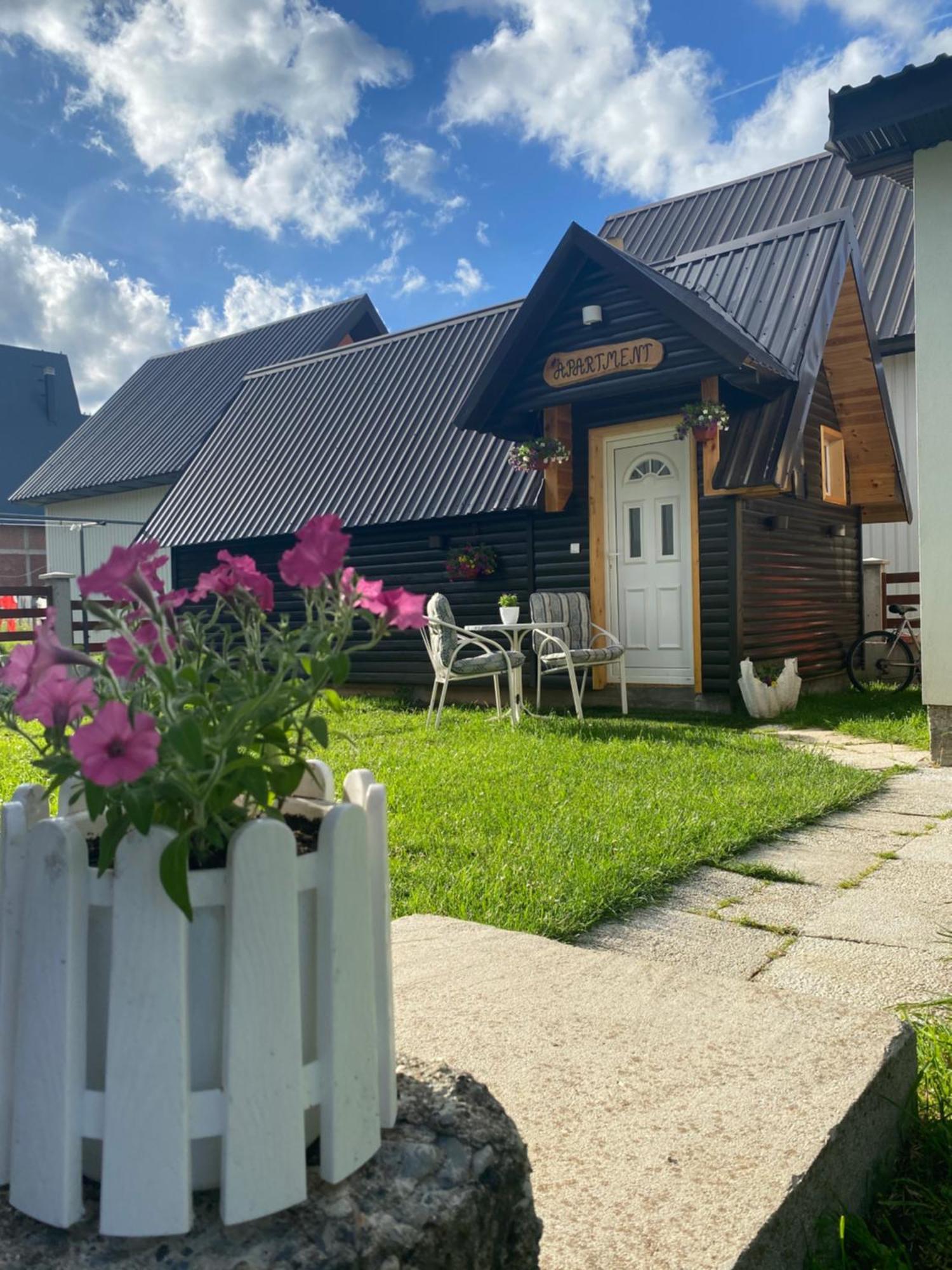 Apartment & Rooms Sweet Dreams Zabljak  Luaran gambar